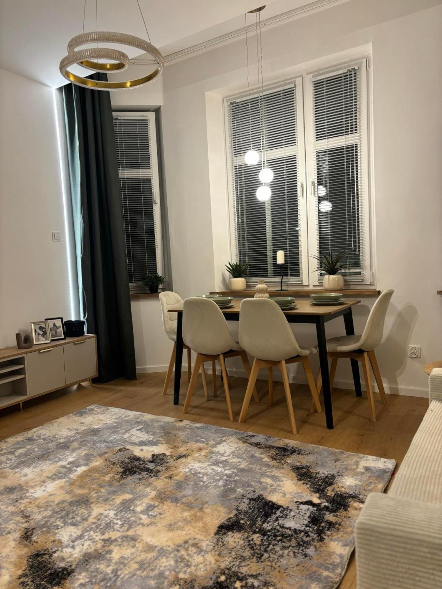 ואלבריץ' Apartament Pod Wieza 1 מראה חיצוני תמונה